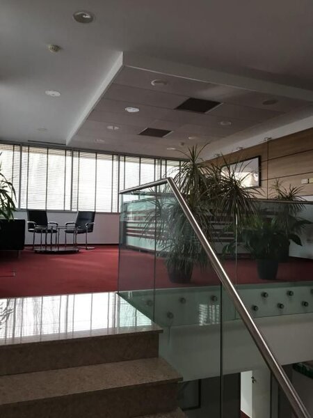 Berceni- Metalurgiei, showroom, birouri, depozitare 1532 mp